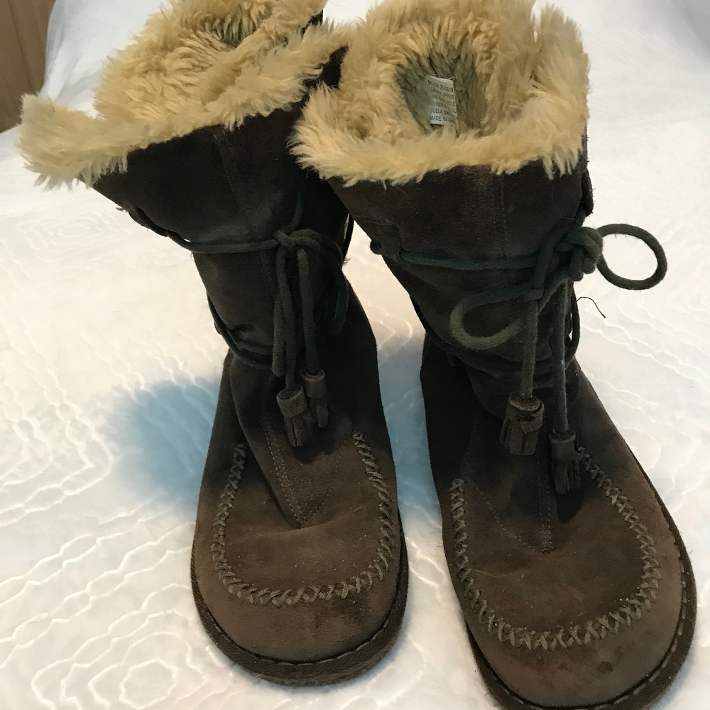 Earth Spirit Moccasin Boots